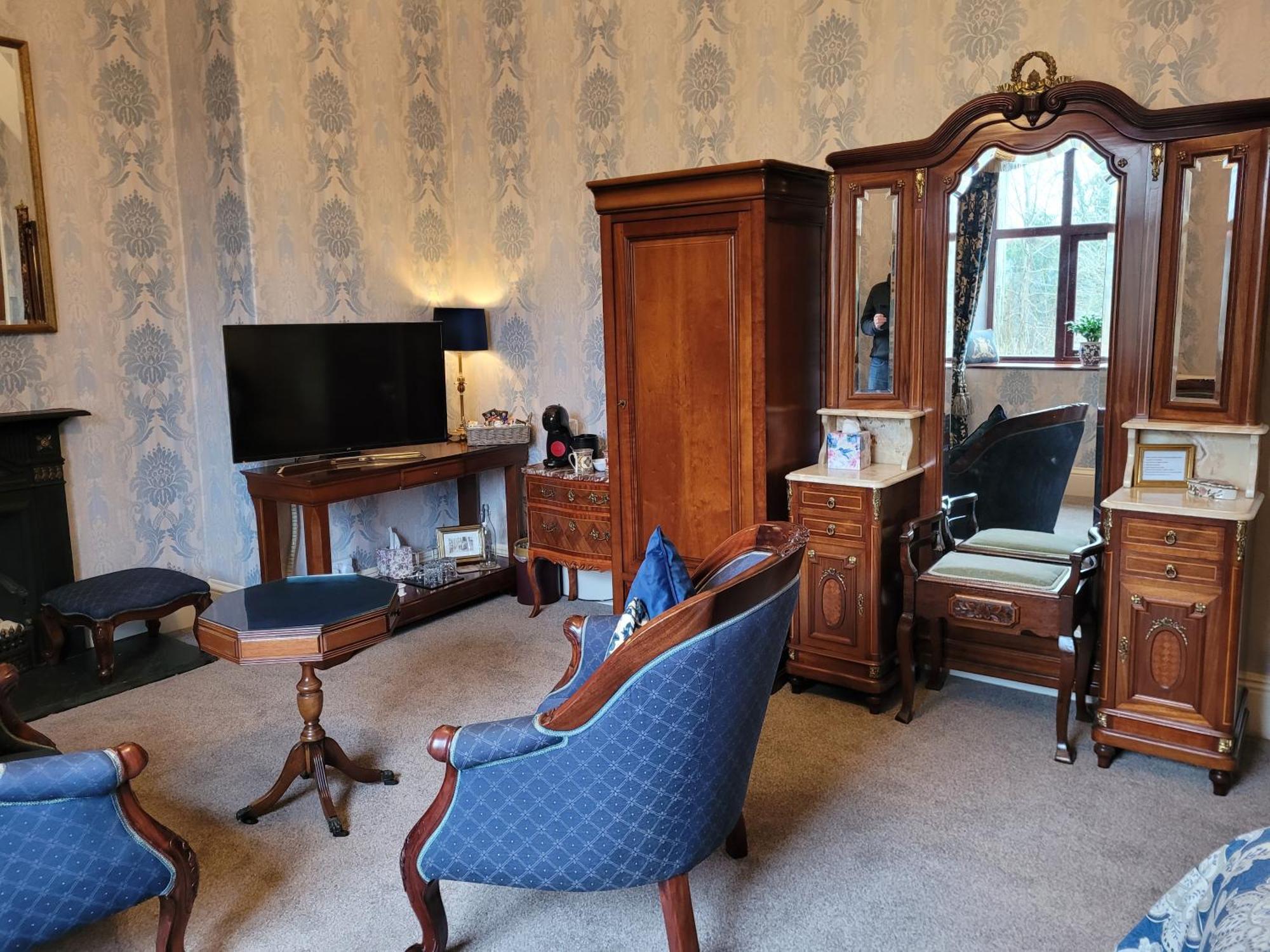 St David'S Guesthouse Haverfordwest Exteriör bild