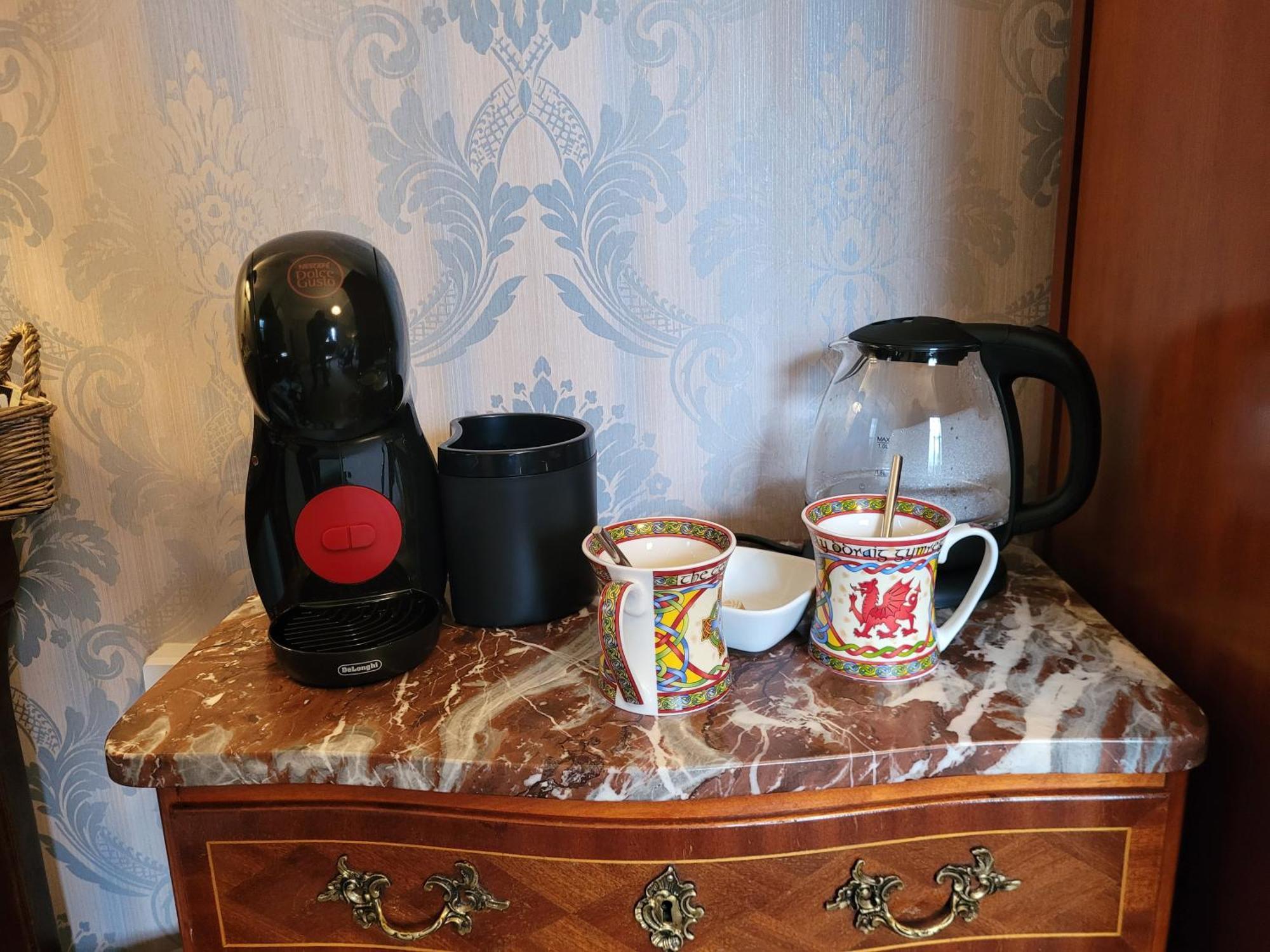 St David'S Guesthouse Haverfordwest Exteriör bild