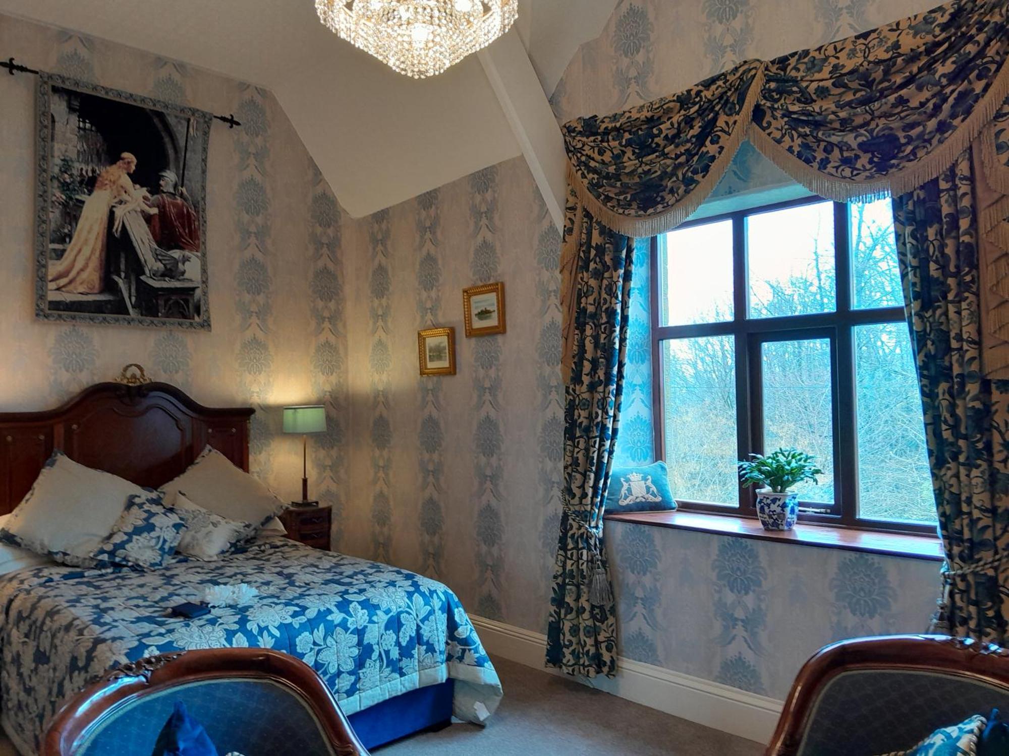 St David'S Guesthouse Haverfordwest Exteriör bild