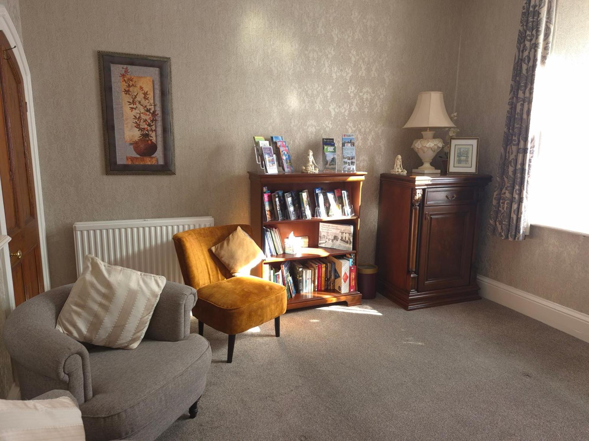 St David'S Guesthouse Haverfordwest Exteriör bild