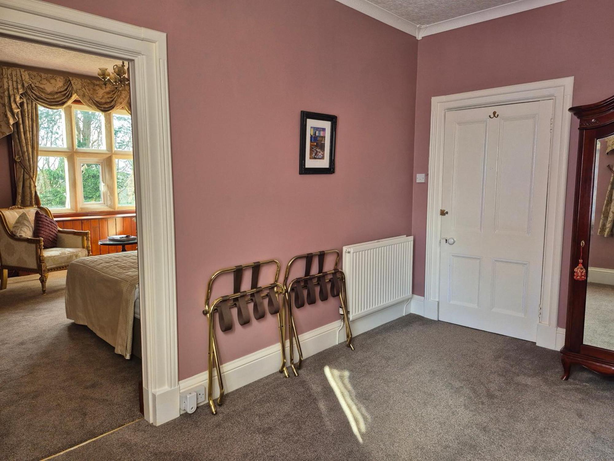 St David'S Guesthouse Haverfordwest Exteriör bild