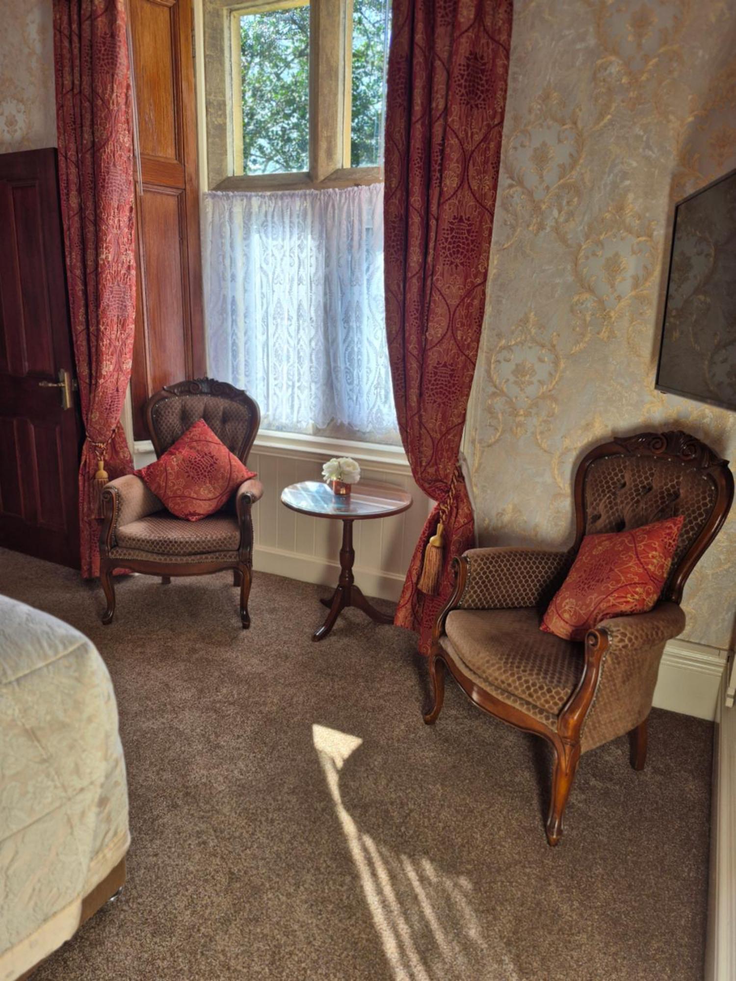 St David'S Guesthouse Haverfordwest Exteriör bild