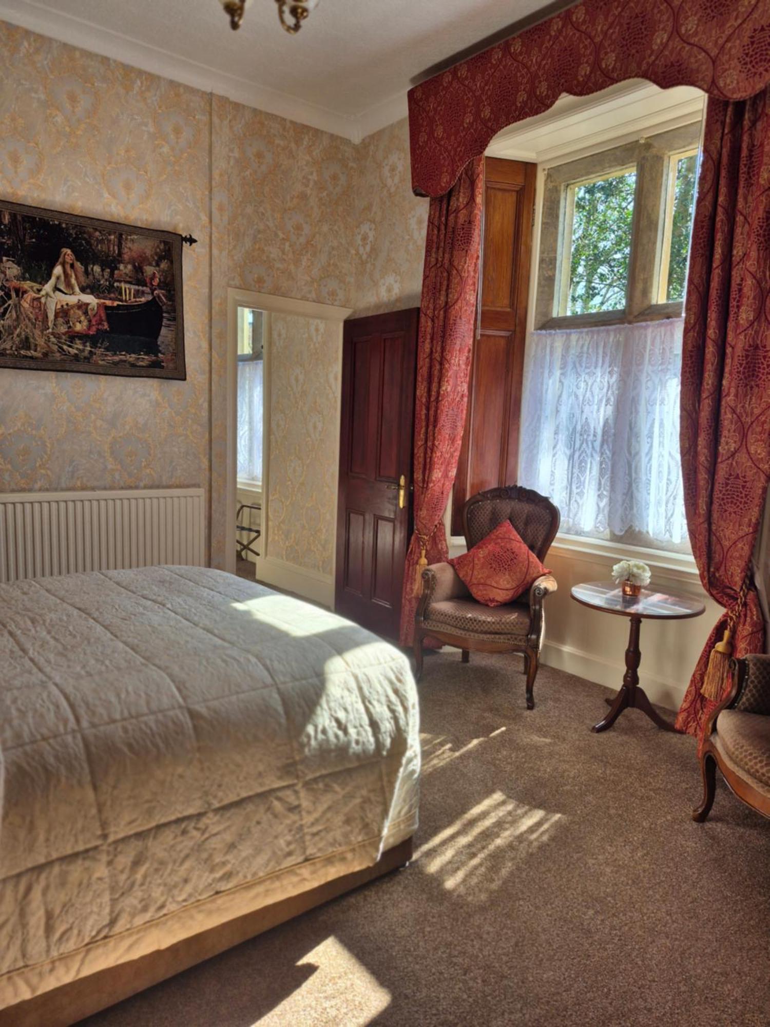 St David'S Guesthouse Haverfordwest Exteriör bild