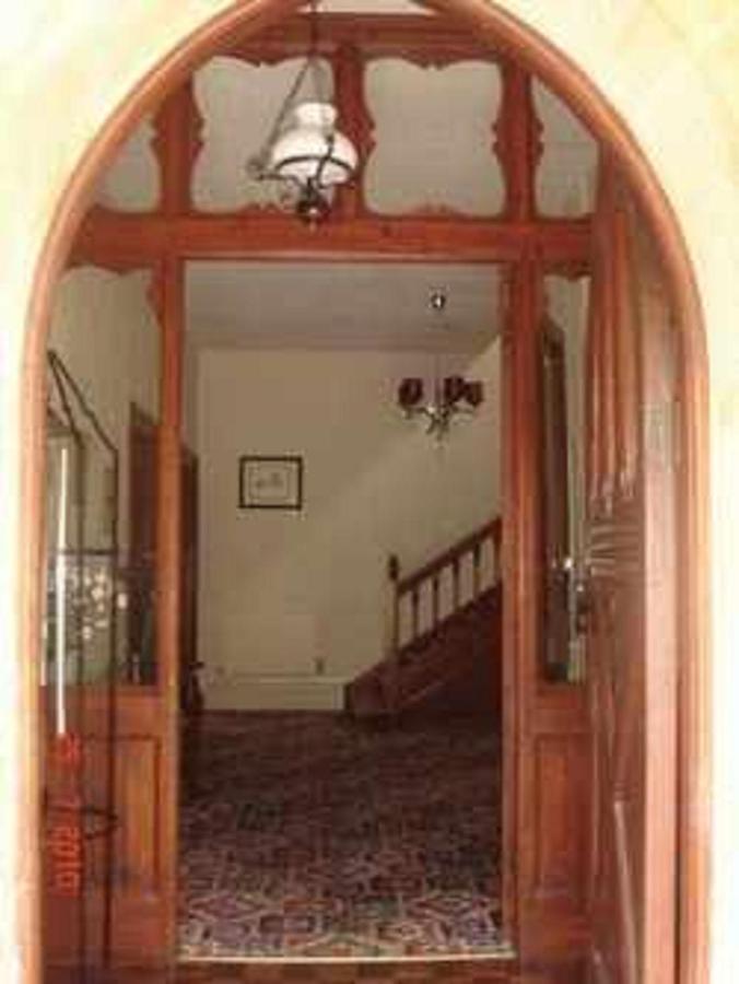 St David'S Guesthouse Haverfordwest Exteriör bild